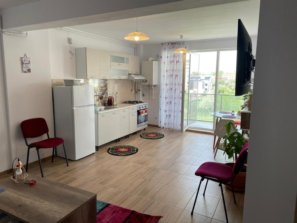 Magnolia Apartament Năvodari Екстериор снимка